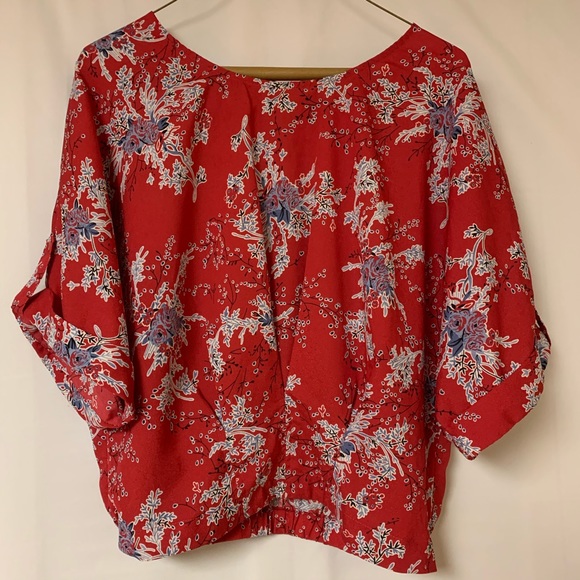 Anthro Staring At Stars Crop Top Red Floral - Picture 2 of 6